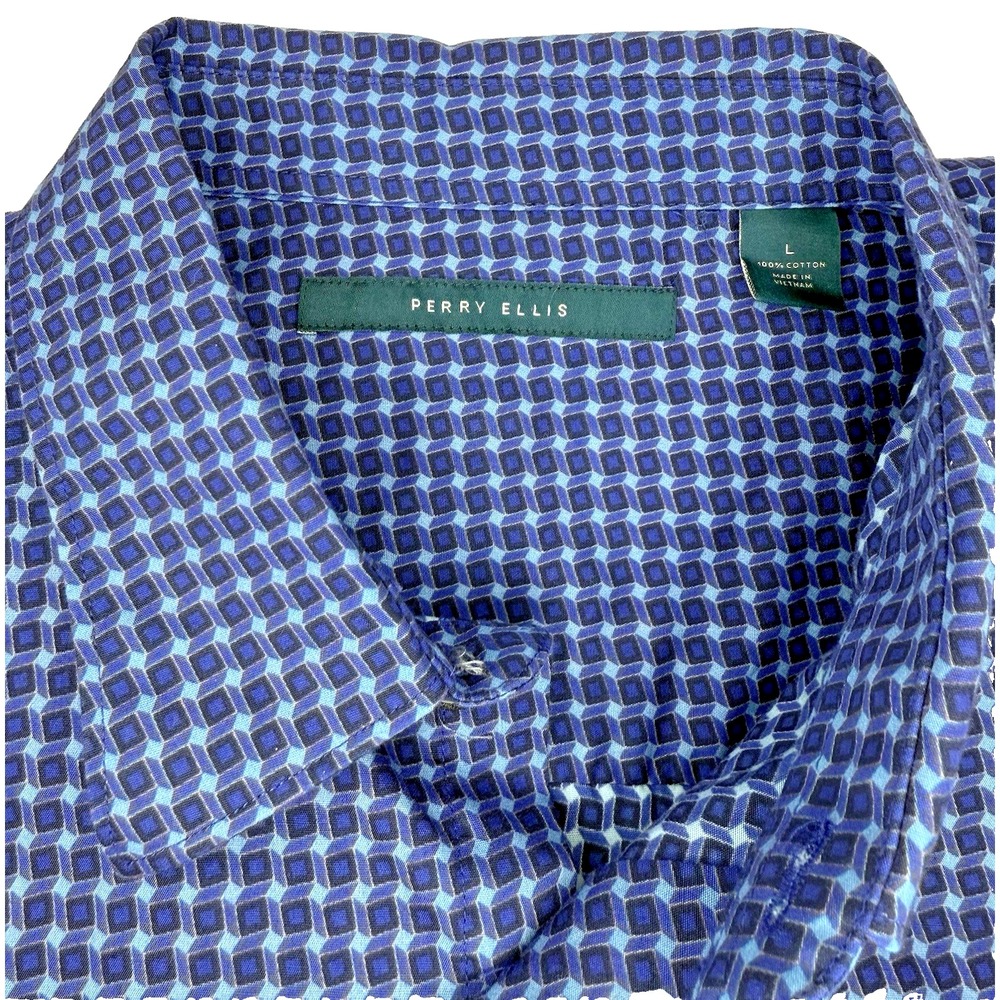 Perry Ellis Large Men's Button Down Collared Shirt Long Sleeve. Business‎ Casual